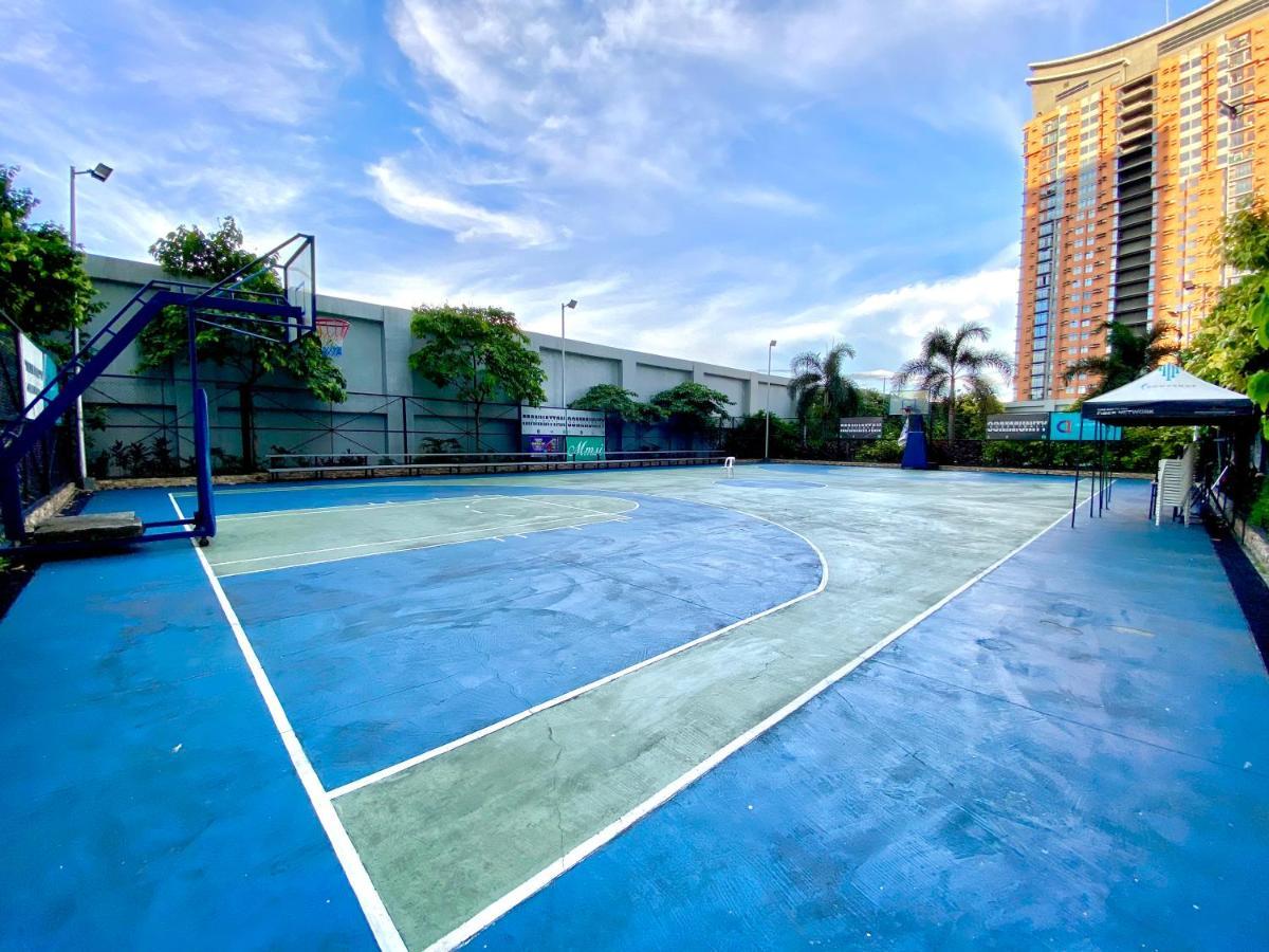 Frost At Manhattan Heights Towerb 马尼拉 外观 照片