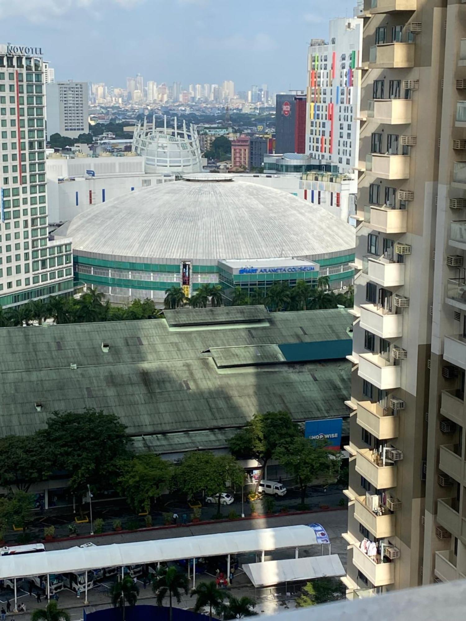 Frost At Manhattan Heights Towerb 马尼拉 外观 照片